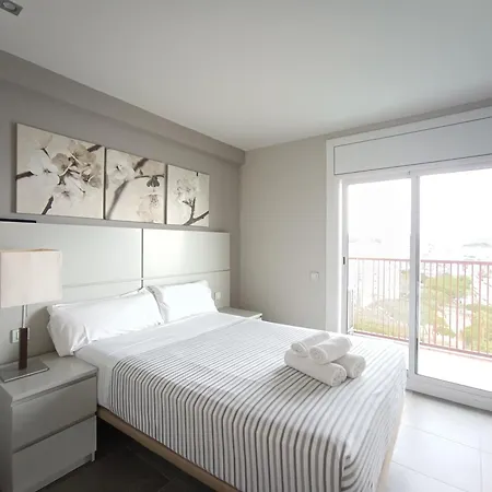 Apartment Aiguaneu Els Pins Blanes